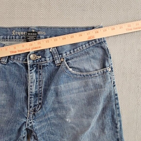 Request Jeans Men's 36x30 Embroidery Studded Pockets Feathering Straight EUC - Picture 4 of 14